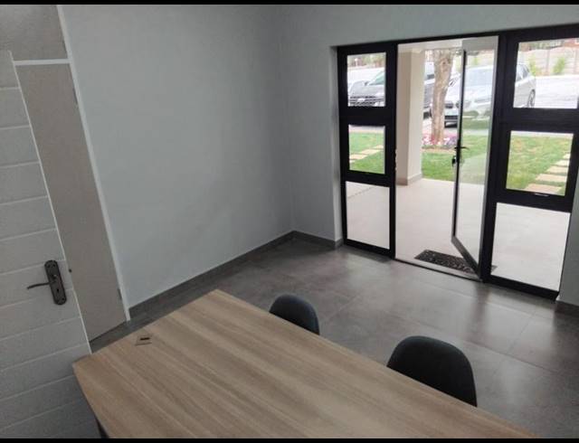 OFFICE PROPERTY TO RENT IN BAILLIE PARK